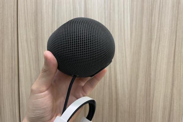 HomePodmini相當小巧，但音質體驗超出對這般體積的預期