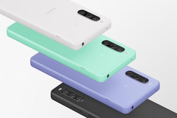 Sony在中階手機(jī)Xperia10IV提供少有的防水防塵規(guī)格。