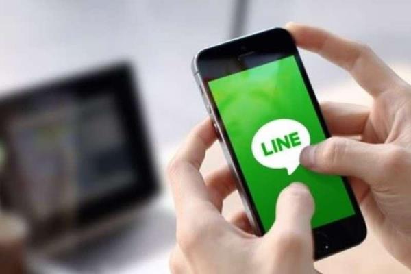 上班族最怕休假被LINE不停。