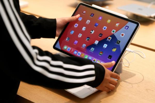 下一代iPad Pro準備大漲價？蘋果要求高規(guī)OLED螢?zāi)豢质顷P(guān)鍵