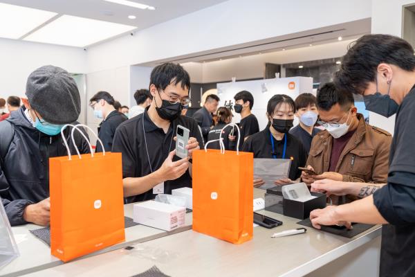 小米Xiaomi 13系列平均單日預(yù)購量超前代 成長(zhǎng)近6成