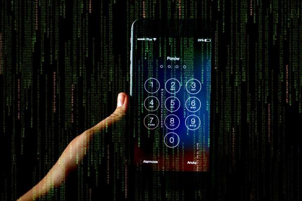 解鎖漏洞再現(xiàn)！以色列公司 Cellebrite 可以解鎖任何 iOS 和 Android 設(shè)備