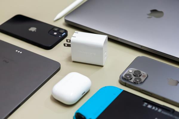 臺達電充電器 Innergie 63W USB-C 手機平板筆記本電腦皆可充